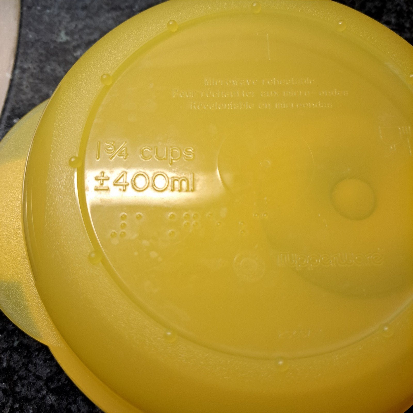 Tupperware bewaardozen - 400ml en 700ml en 850ml, Huis en Inrichting, Gebruikt, Bewaardoos, Geel, Ophalen of Verzenden
