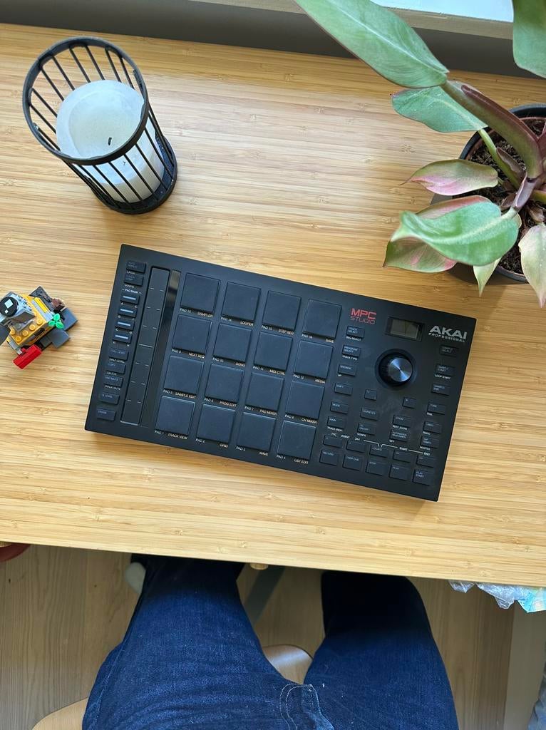 AKAI MPC Studio - Brand New!, Ophalen of Verzenden, Zo goed als nieuw