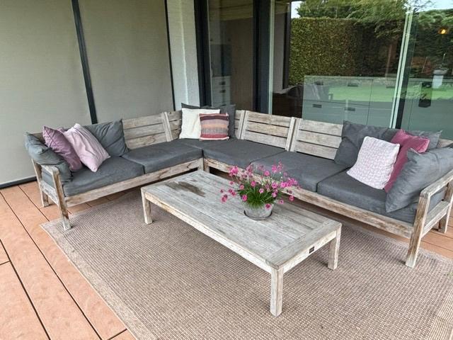 Heerlijke outdoor loungeset met salontafel en kleed, Ophalen, Gebruikt, Bank, Loungeset