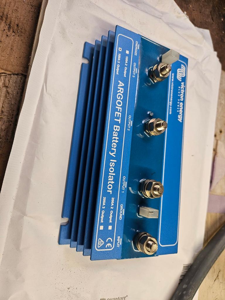 Victron Energy Argofet 100-3 Batterij Isolator, Ophalen of Verzenden, Gebruikt, Overige automerken