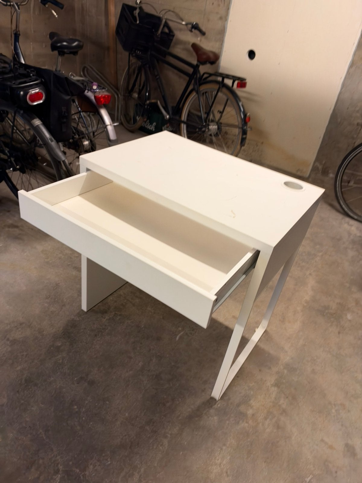 Klein bureau, Ophalen, Gebruikt, 100 tot 150 cm, Rechthoekig