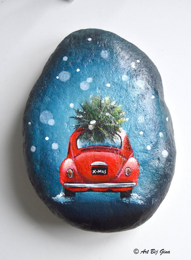 Let it snow.. Kerstboom en een VW Kever geschilderd op steen, Ophalen of Verzenden, Nieuw