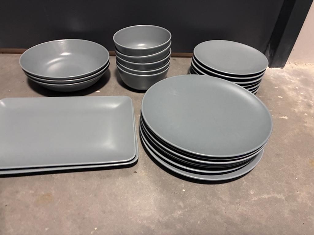IKEA Dinera servies grijs-blauw, Ophalen, Gebruikt, Effen, Compleet servies