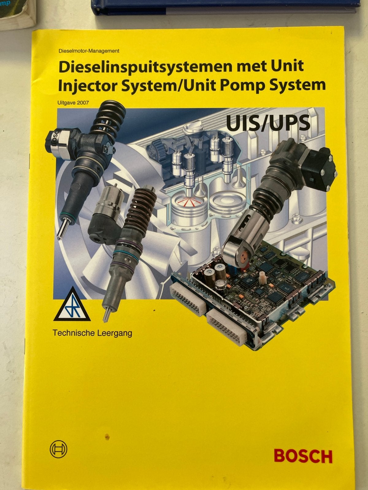 Bosch Dieselinspuitsystemen UIS/UPS Technische Leergang, Ophalen of Verzenden, Gelezen, Autotechniek