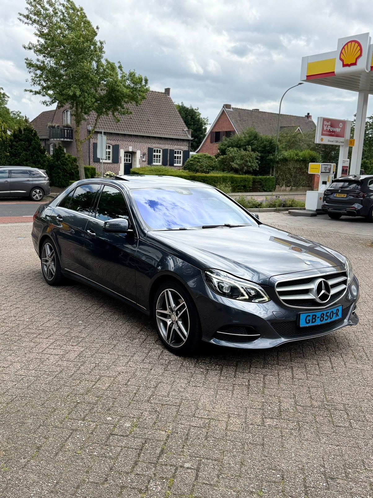Mercedes-Benz E-Klasse E220 CDI BE Aut7 2014 Grijs, Auto's, Achterwielaandrijving, Zwart, 2000 kg, Leder