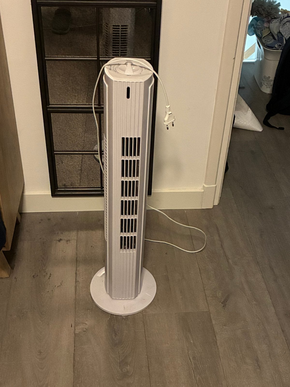 Ventilator torentje, Ophalen, Zo goed als nieuw, Tafelventilator