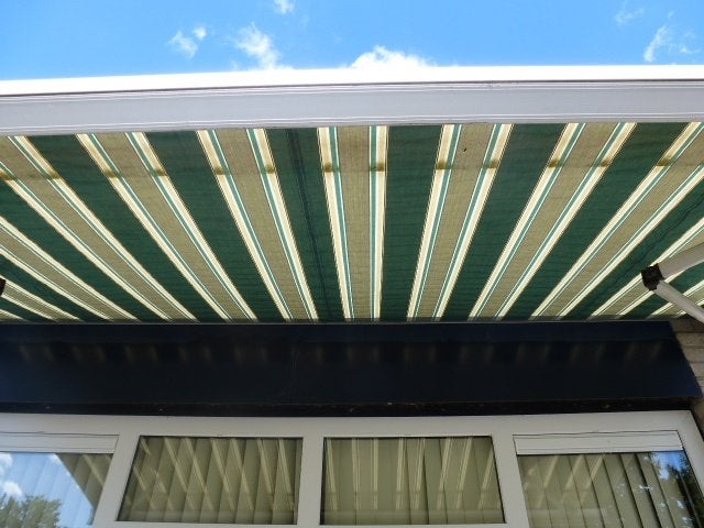 zonnescherm 4.50 X 2,80 knikarm, Tuin en Terras, Ophalen, Gebruikt, Elektrisch, 250 cm tot 450 cm