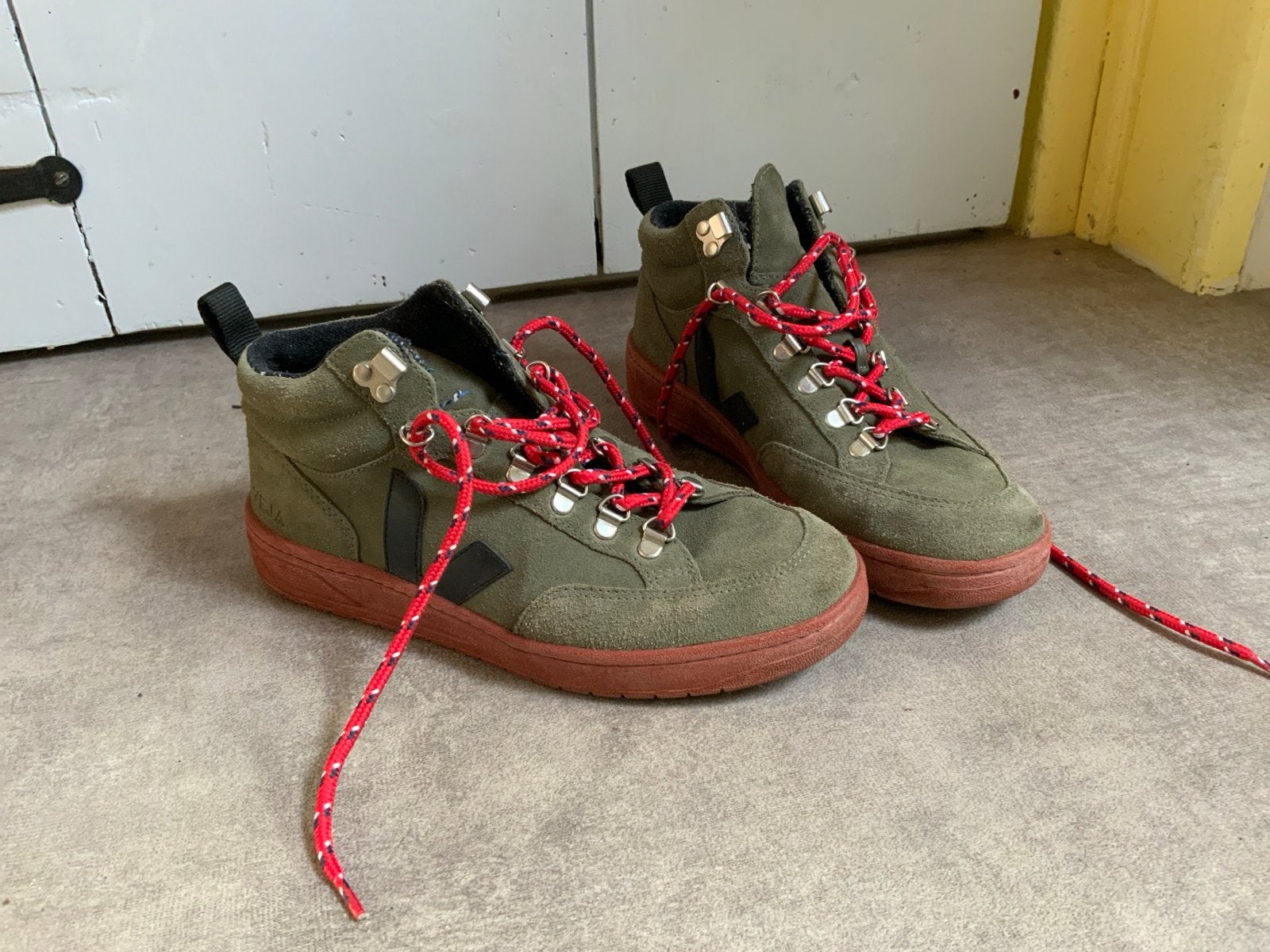 Veja Roraima sneakers - Maat 39, Ophalen of Verzenden, Zo goed als nieuw, Groen, Sneakers of Gympen