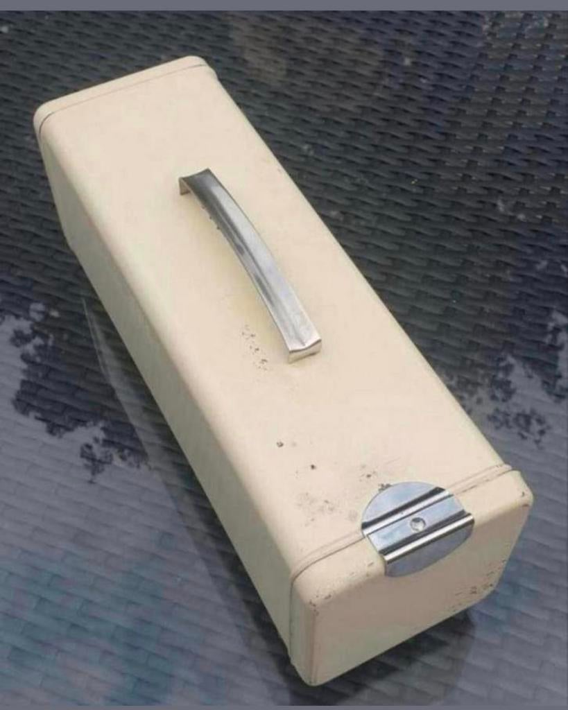 Oude metalen ontbijtkoektrommel met houten plank, Ophalen of Verzenden