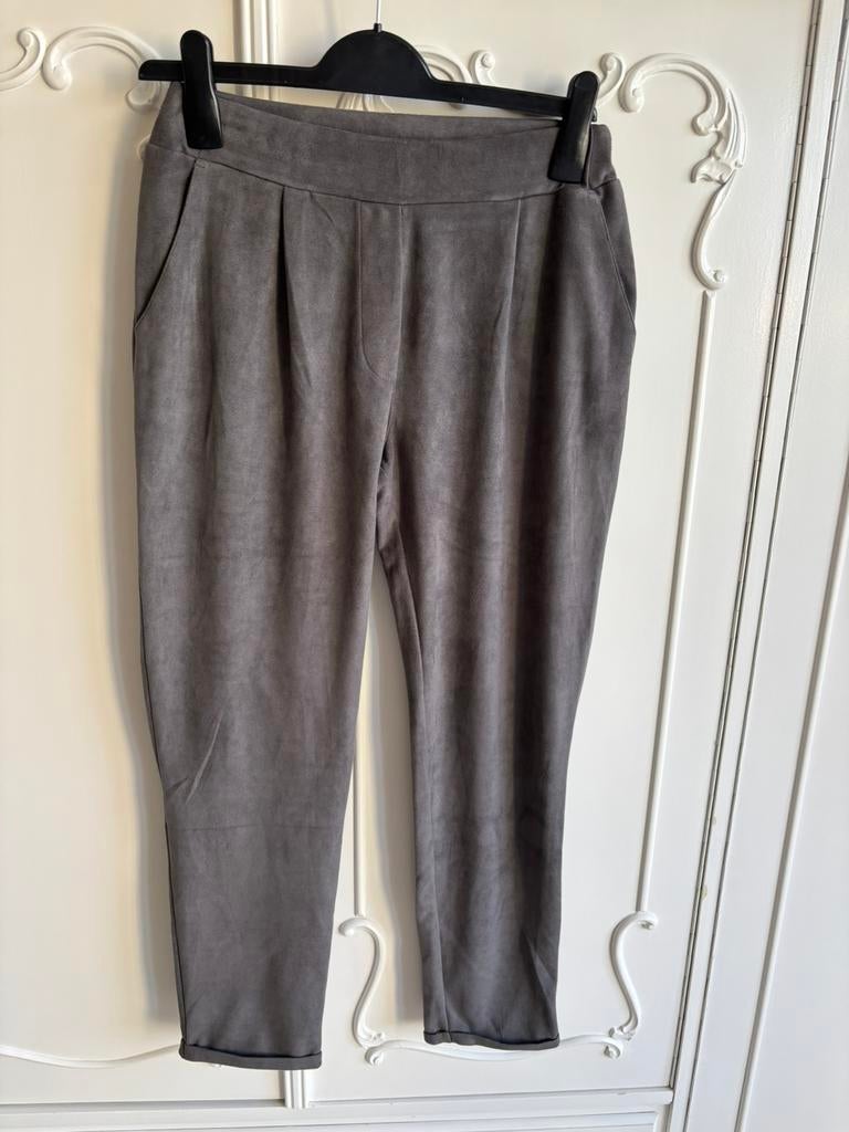 Nieuw grijs suedine broek Cartoon maat 34, Nieuw, Ophalen of Verzenden, Maat 34 (XS) of kleiner, Grijs