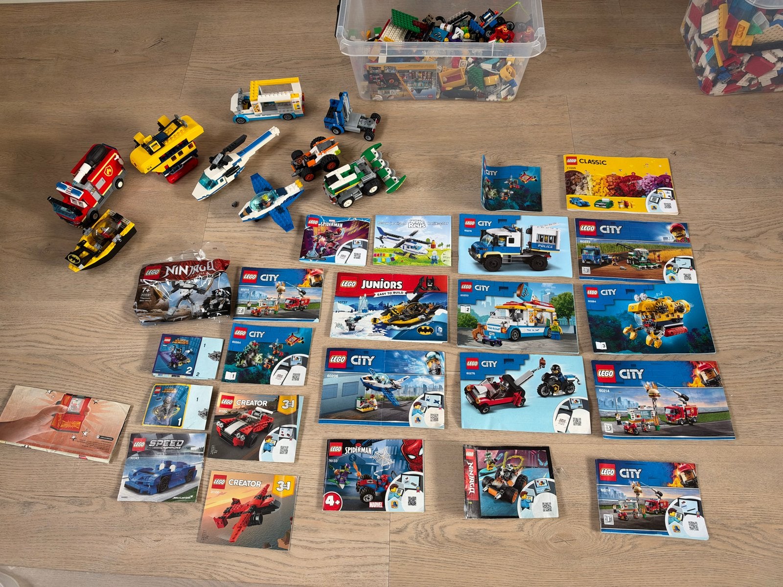 Grote collectie LEGO sets en losse onderdelen