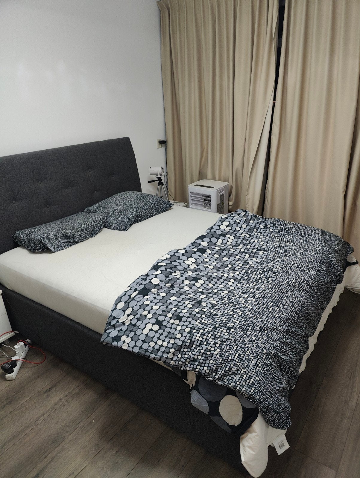 Tweepersoonsbed met opbergruimte Ikea - Grijs, Ophalen, Gebruikt, Tweepersoons, 200 cm