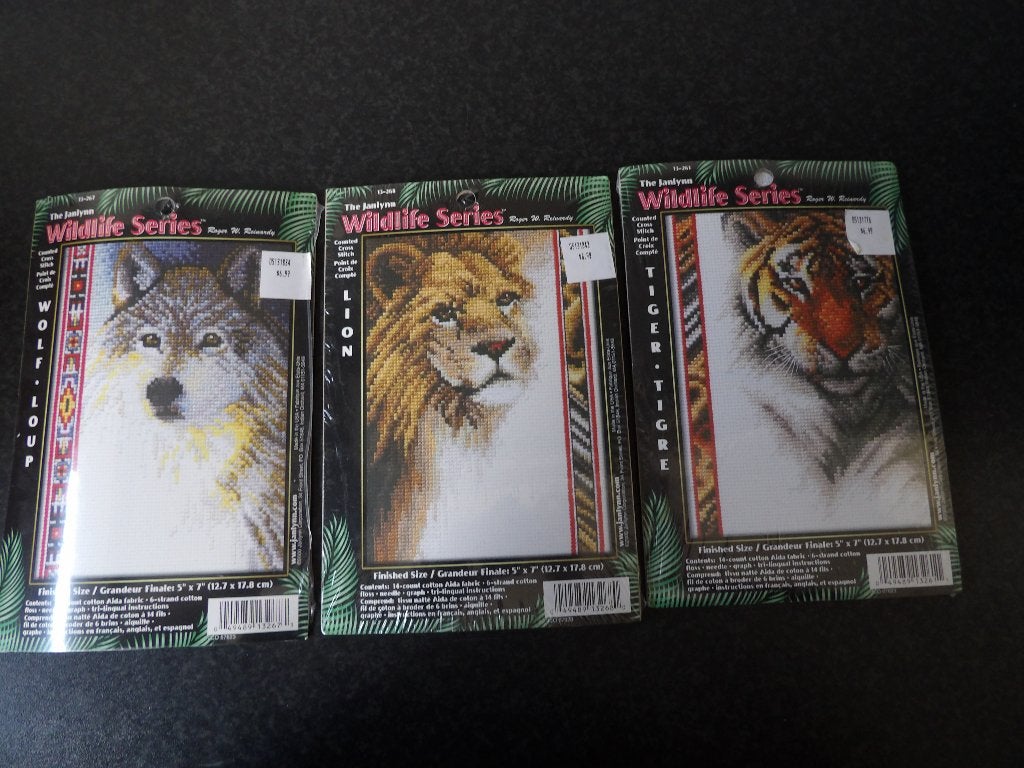 Nieuw 3x borduurpakket Wilde dieren (leeuw, tijger, wolf), Hobby en Vrije tijd, Borduren en Borduurmachines, Ophalen of Verzenden