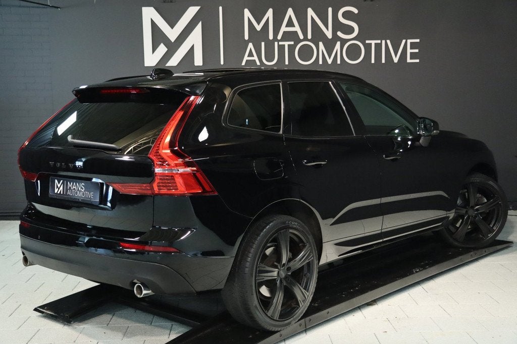 Volvo XC60 2.0 B5 / PANO / ACC / CAMERA / KEYLESS / STUUR+ST, Gebruikt, 4 cilinders, 1969 cc, Zwart