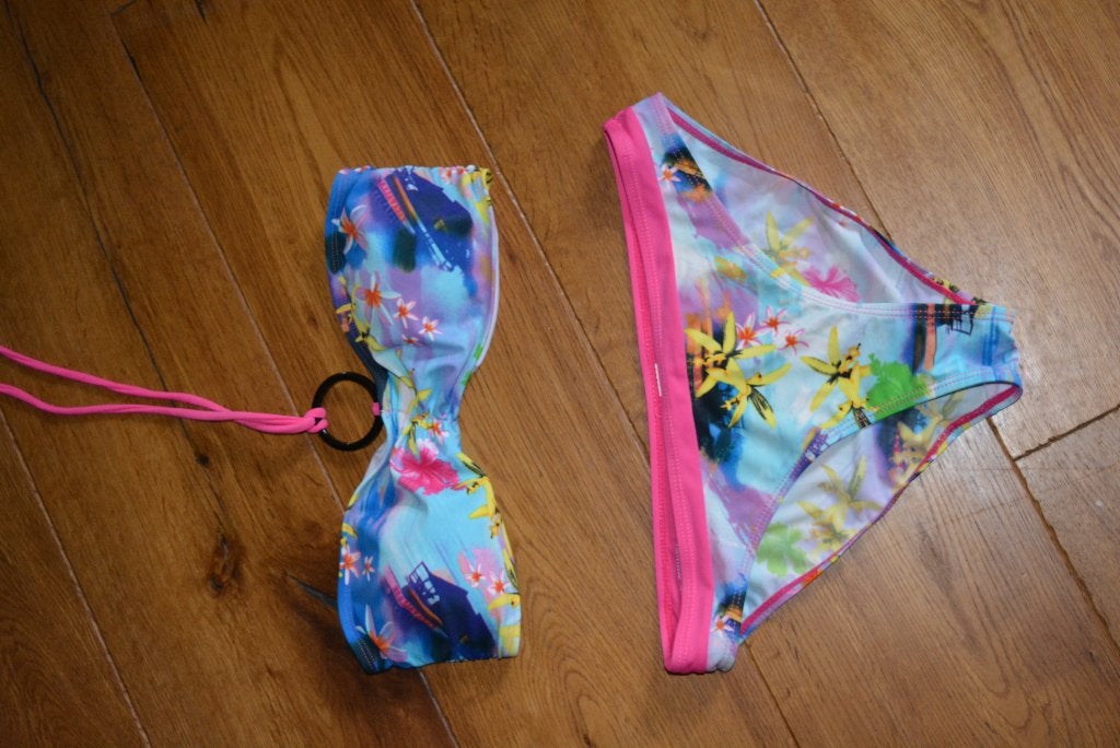 Lentiggini, hippe (bandage) bikini, maat 36, Lentiggini, Ophalen of Verzenden, Zo goed als nieuw, Roze