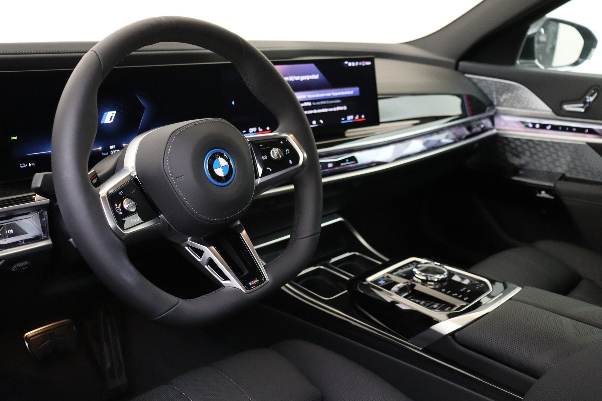 BMW i7 eDrive50 M Sport / Panoramadak / Massagefunctie / Sto, Auto's, Automaat, Dealer onderhouden, Achterwielaandrijving, Zwart