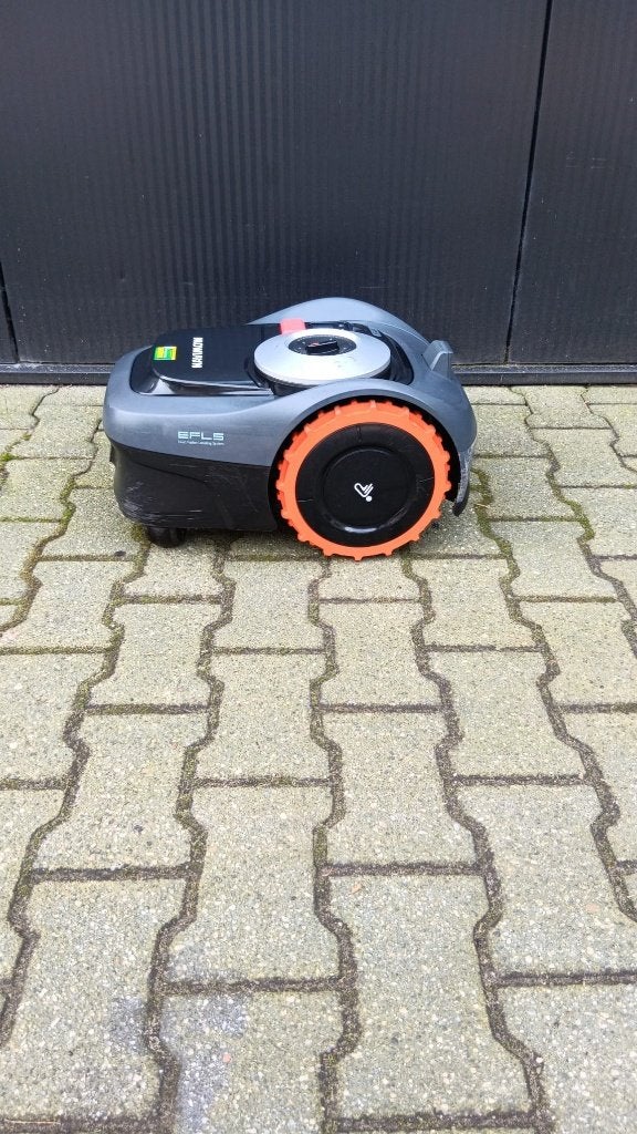 Jong gebruikte robotmaaier Segway I 108 VERKOCHT!!, Info@mansier.com, Gebruikt, Ophalen of Verzenden, Segway