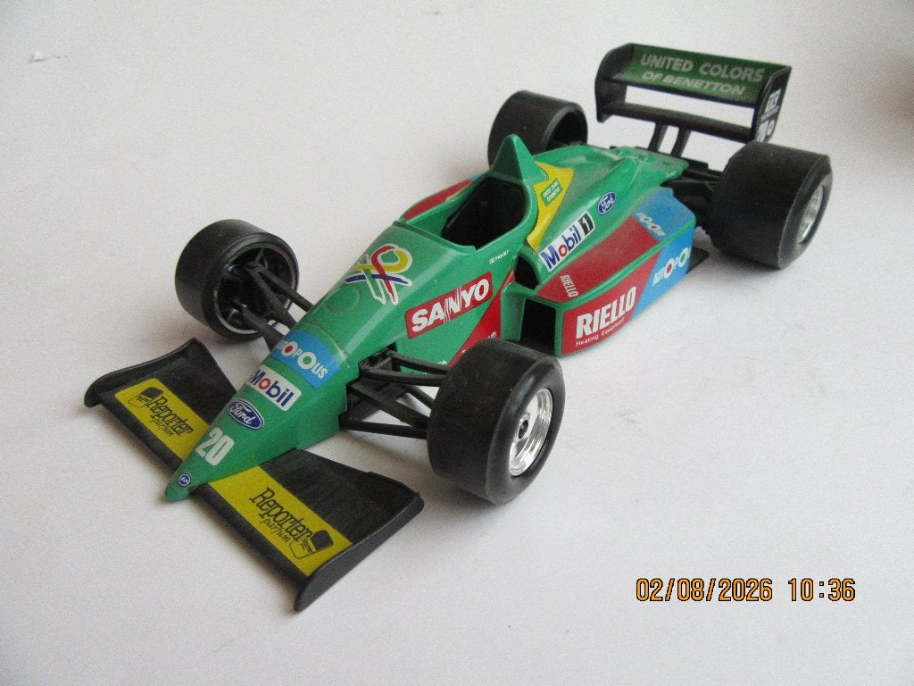 Miniatuurauto, Hobby en Vrije tijd, Modelauto's | 1:43, Ophalen of Verzenden, Zo goed als nieuw, Auto, Overige merken