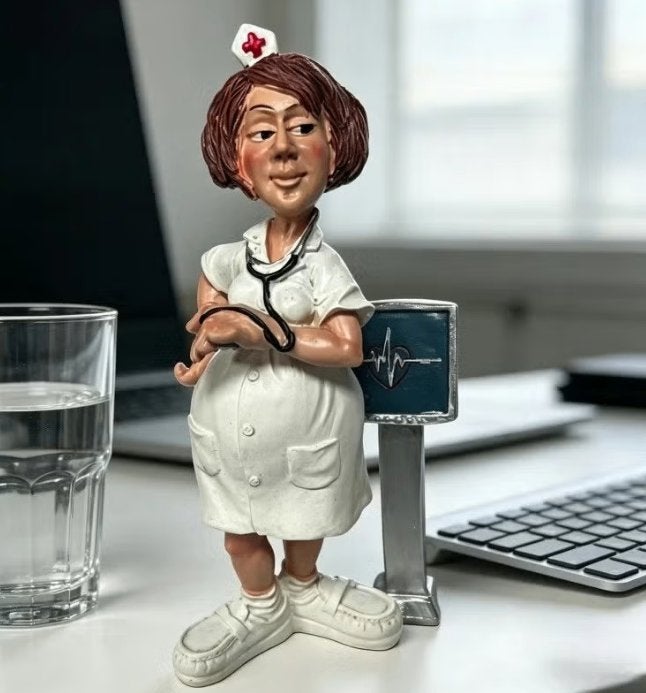 Retro Verpleegster prachtig decoratief beeldje (17cm), Ophalen of Verzenden, Nieuw, Dier