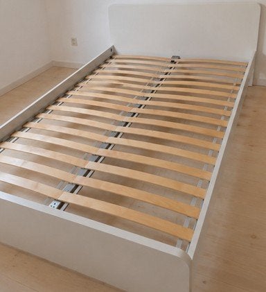 Ikea Askvoll bedframe 140x200 & Luröy lattenbodem., Ophalen, Wit, 140 cm, Zo goed als nieuw