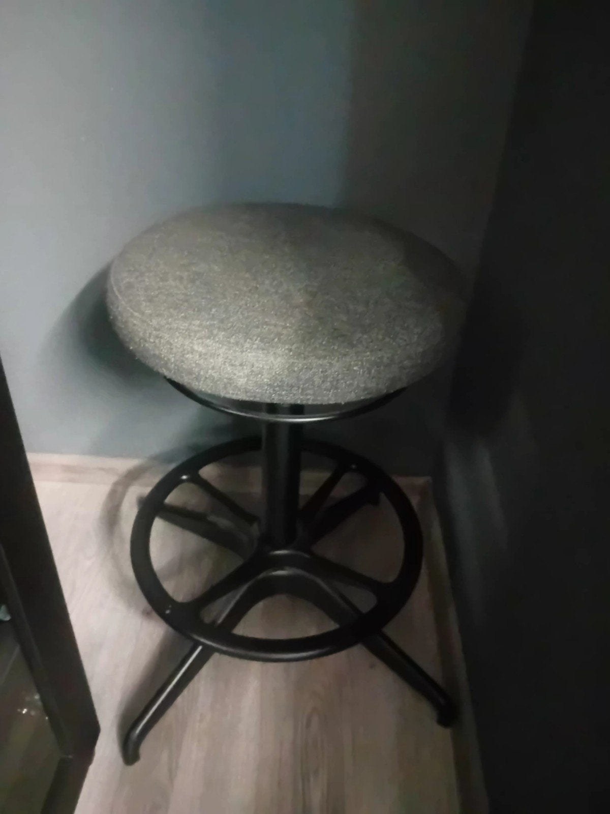 Ikea kruk, 1 kruk, Ophalen, Zo goed als nieuw, 60 tot 90 cm