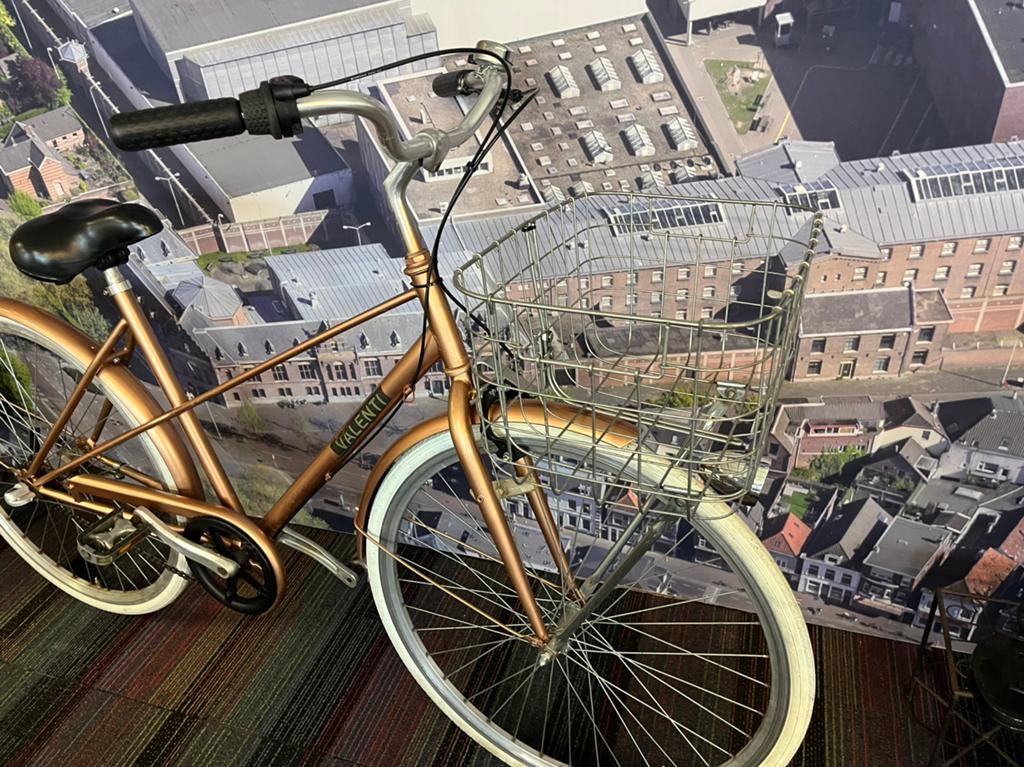 Valenti Spirit 3 vers. dames fiets nieuwe banden/ketting/rem, Ophalen, Zo goed als nieuw, Terugtraprem, Overige merken