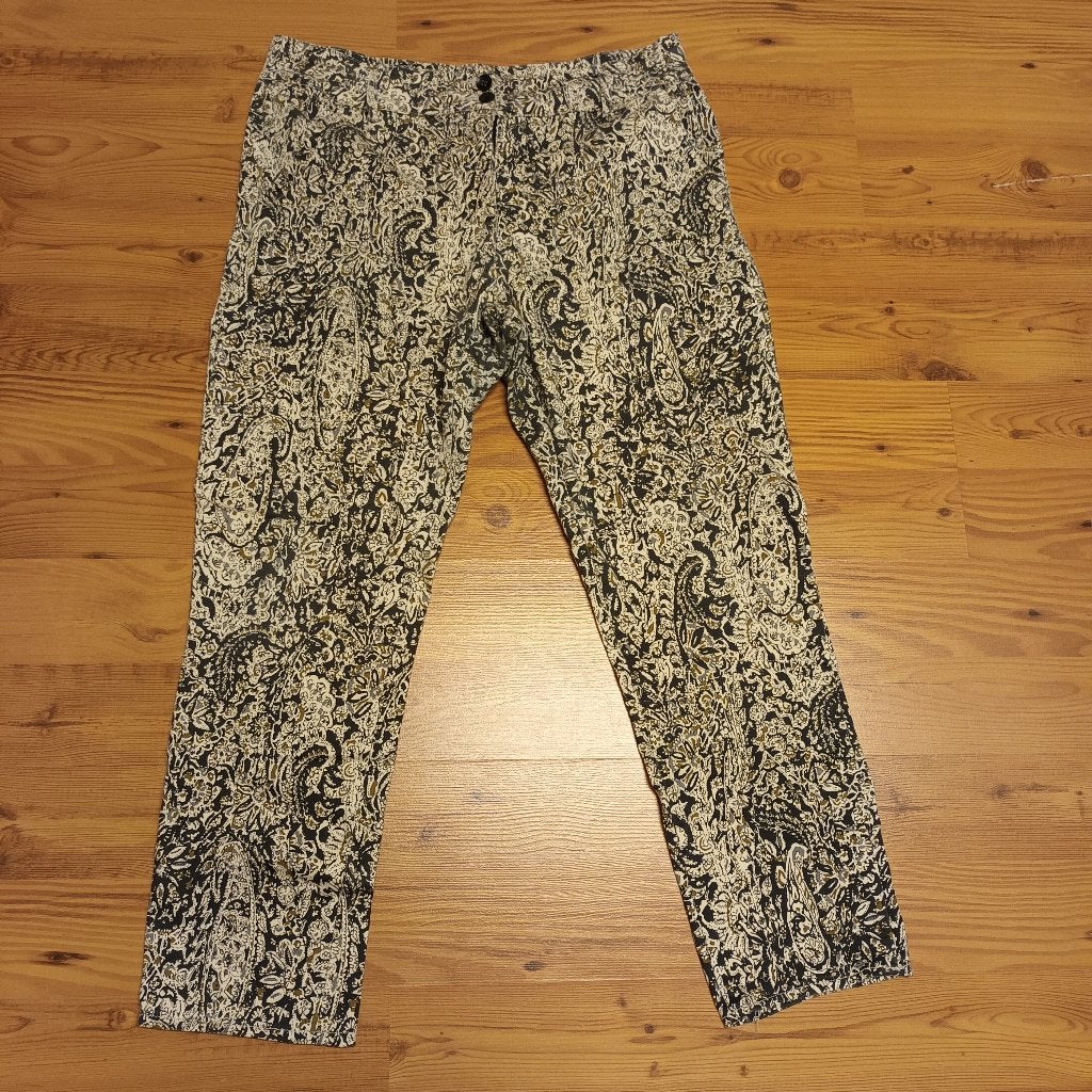 SO SOIRE - leuke bewerkte broek, maat 44., Kleding | Dames, So Soire, Maat 42/44 (L), Ophalen of Verzenden, Zo goed als nieuw