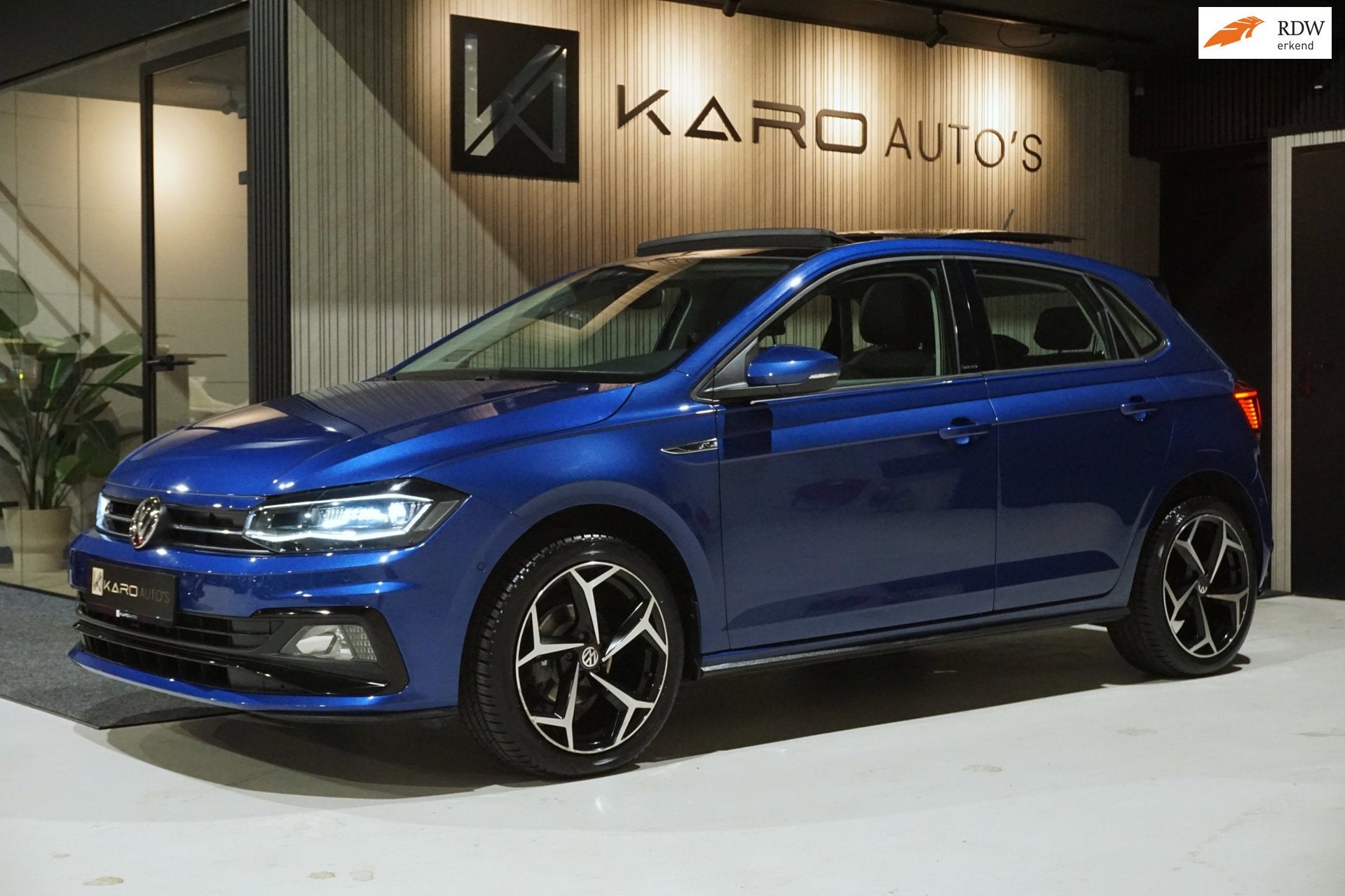 Volkswagen Polo 1.0 TSI R-line Pano Led Carplay Cam Virtual, Auto's, Voorwielaandrijving, Stof, Gebruikt, 95 pk