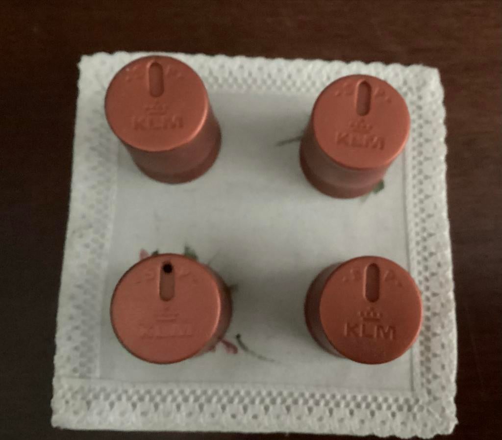 4 Leuke KLM peper & zout setjes, Ophalen of Verzenden, Nieuw, 1 t/m 20
