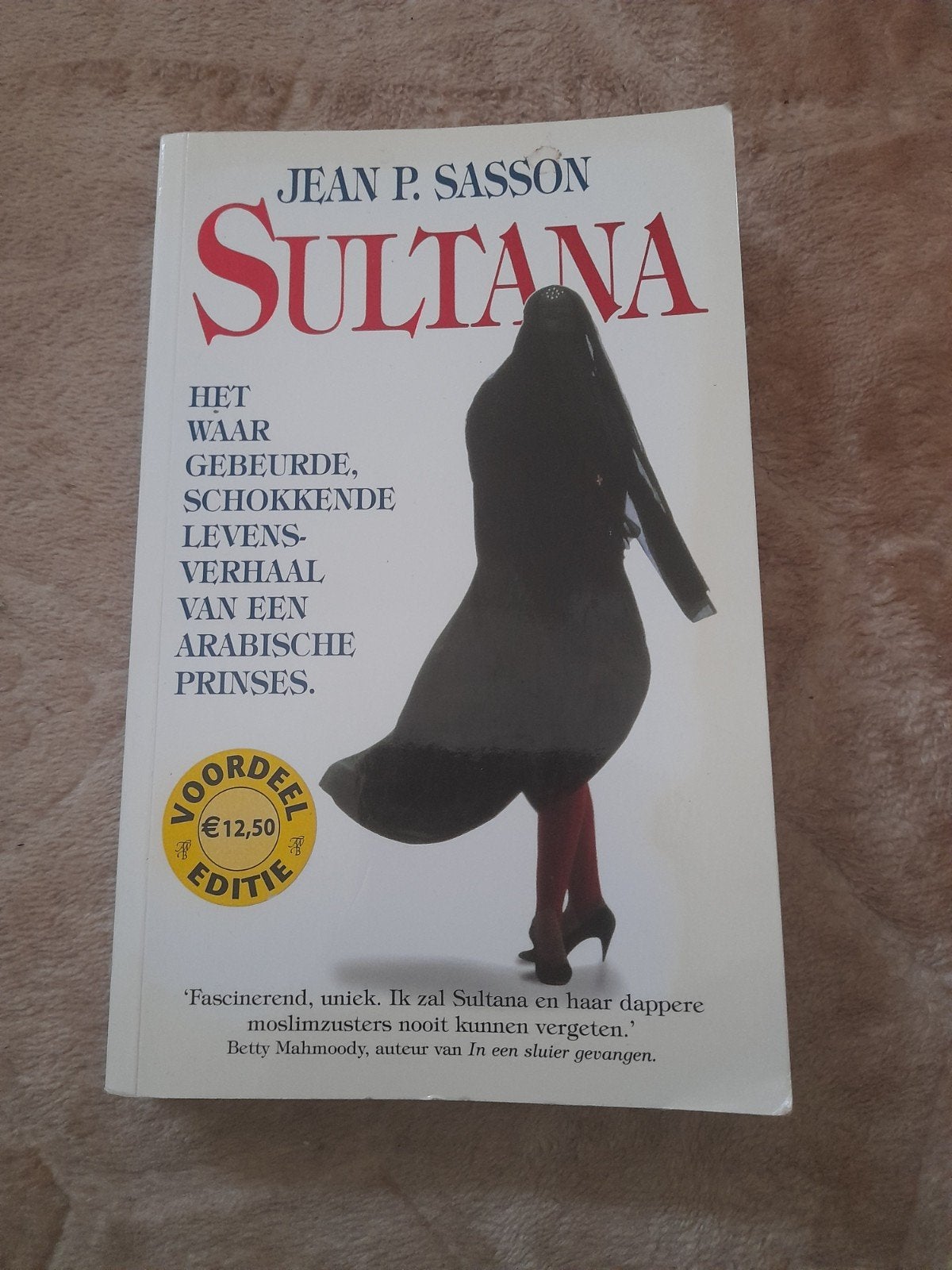 Sultana - Jean P. Sasson (Nederlandstalig), Boeken, Ophalen of Verzenden, Gelezen, Jean P. Sasson, Nederland