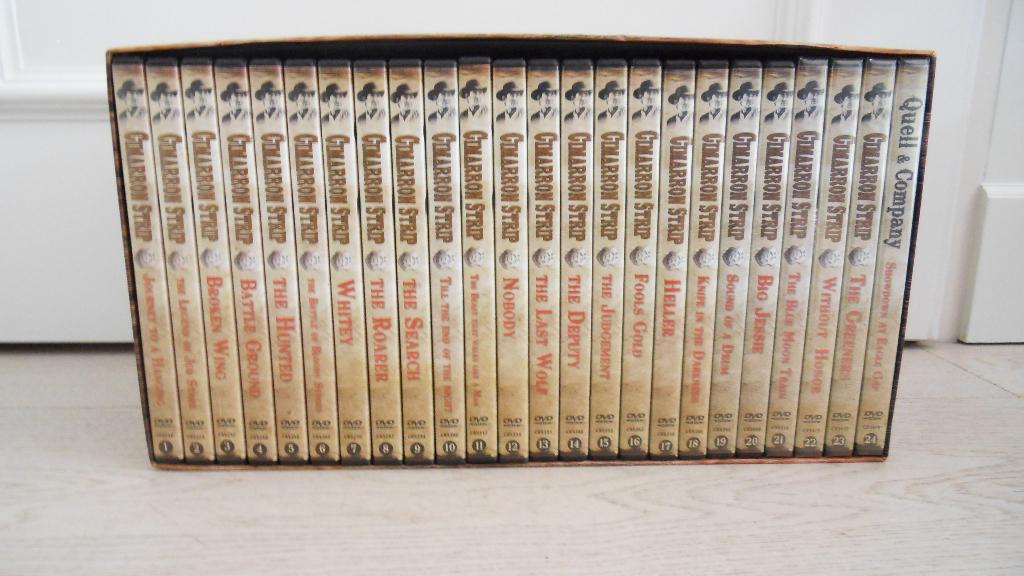 DVD box : Cimarron Strip ( U.S. Marshal ) : 24 dvd's in box, Gebruikt, Alle leeftijden, Boxset, Ophalen of Verzenden