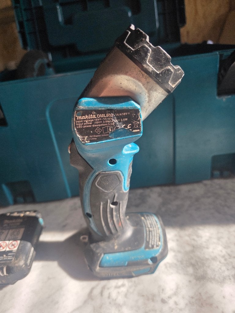 Makita DML802 14.4/18V LED lamp zaklamp, Ophalen of Verzenden, Gebruikt, Overige typen, Makita