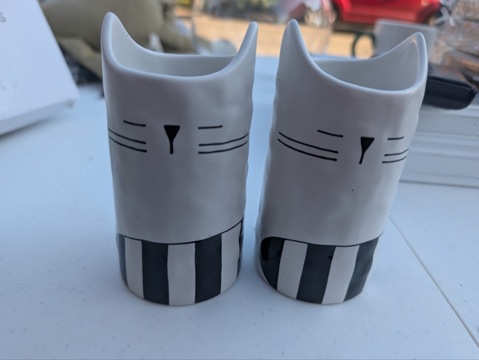 Set van 2 IKEA FALTALIG Katten Vaasjes - Wit/Zwart, Gebruikt, Met patroon/structuur, Wit, Ophalen of Verzenden