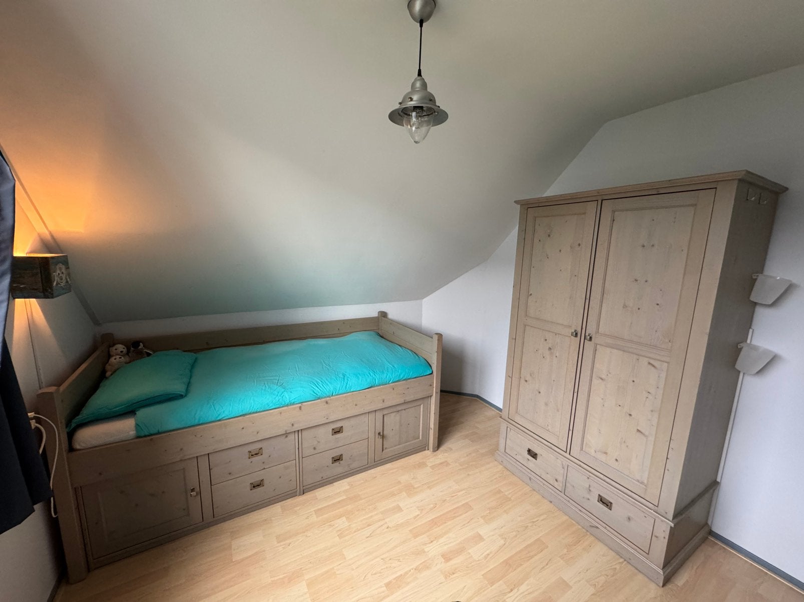 Kajuitbed (98 cm x 210 cm) & Kast (105 cm x 56 cm x 190 cm), Ophalen, Gebruikt, Eenpersoons