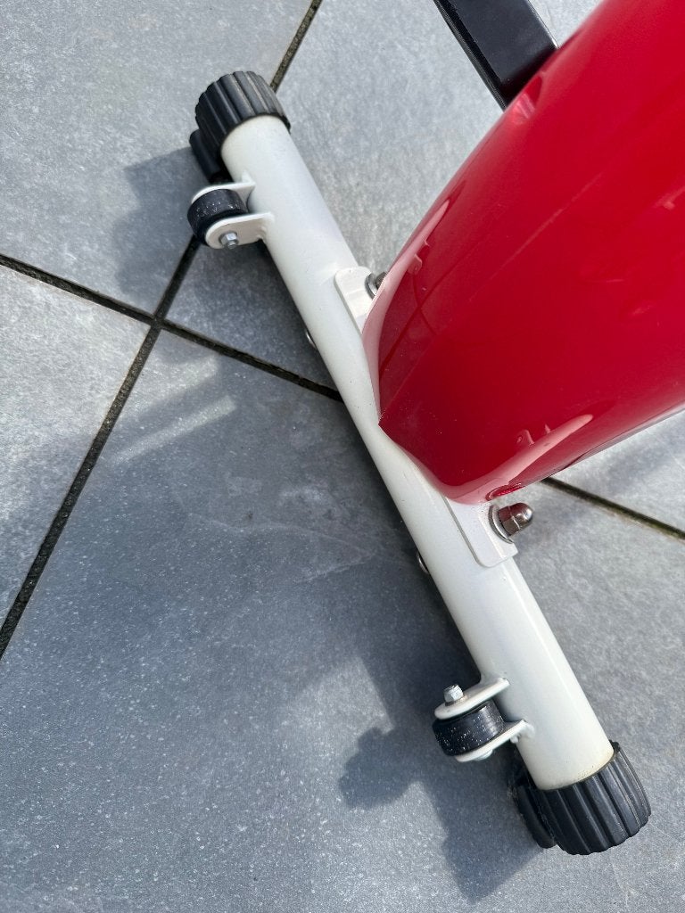 Foto 10 van hometrainer, opklapbaar en verrijdbaar (ruimtebesparend)