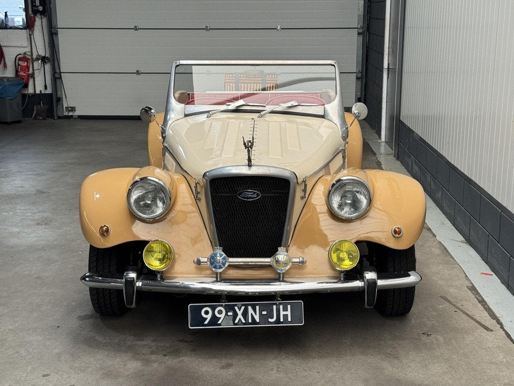 Spartan Cortina 1600 base 1600 BASE Cabrio Oldtimer Uniek In, Auto's, Overige Auto's, Gebruikt, 4 cilinders, Cabriolet, 4 stoelen
