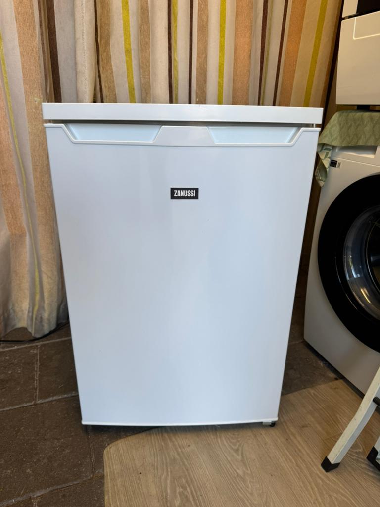 Kleine Koelkastje Zanussi | Schoon | Werkt Goed | Vriesvak, Ophalen, 50 tot 100 cm, Zo goed als nieuw, 50 tot 75 cm