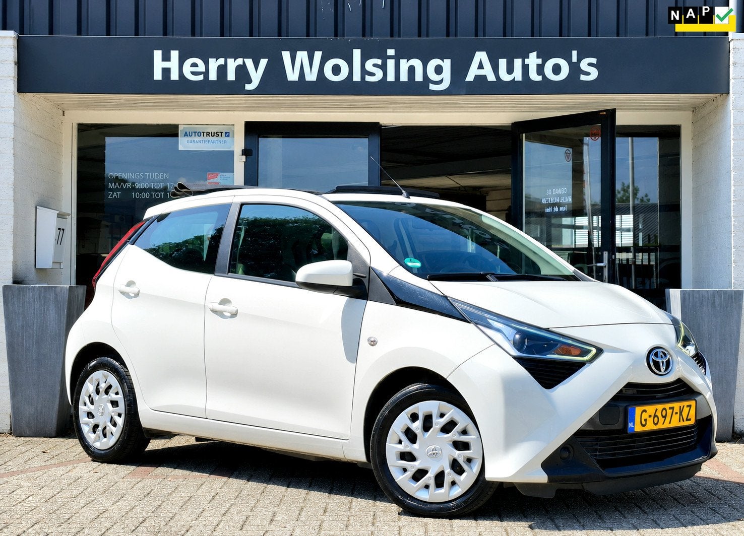 Toyota Aygo 1.0 VVT-i x-play limited Cabrio Top Airco Camera, Auto's, Voorwielaandrijving, Stof, Gebruikt, Euro 6