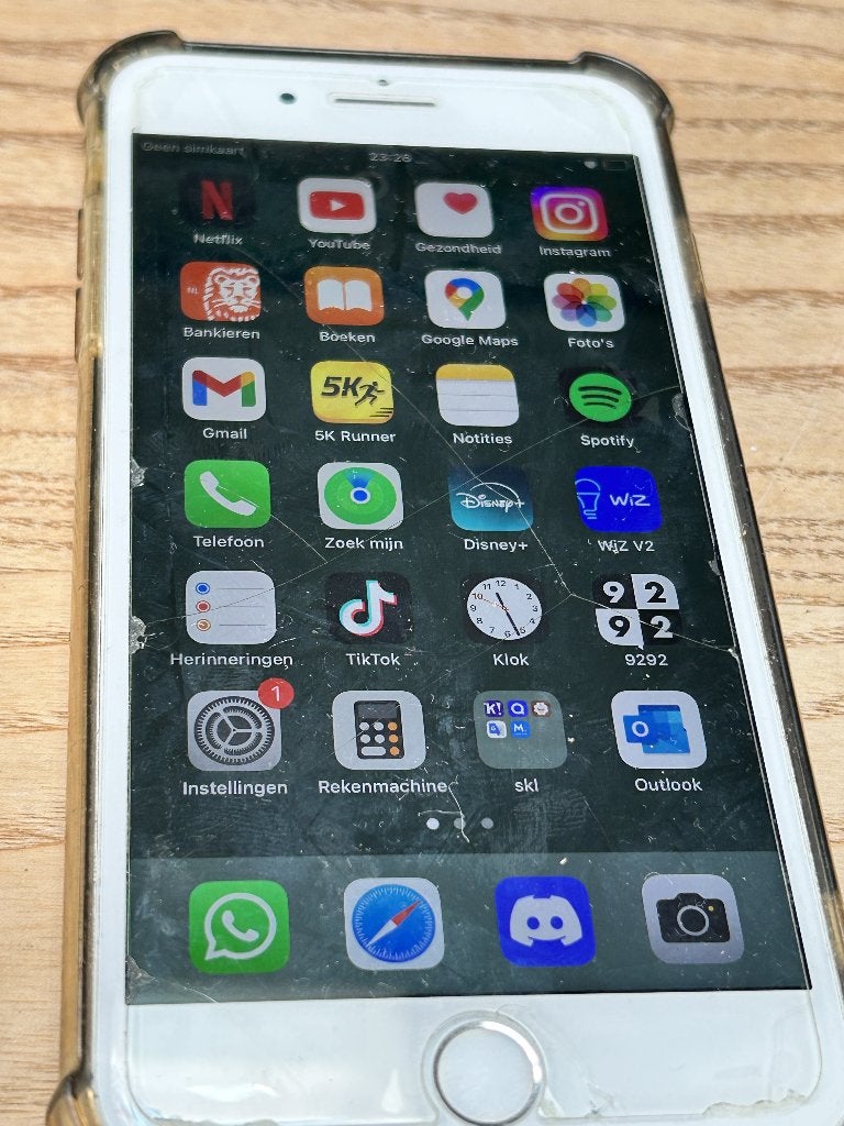 iPhone 8 Plus 64gb wit (achterkant beschadigd), Telecommunicatie, Mobiele telefoons | Apple iPhone, Gebruikt, IPhone 8 Plus, Wit