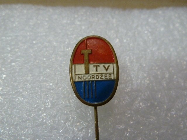 Vintage TV Noordzee Speldje - Rood, Wit, Blauw, Ophalen of Verzenden, Gebruikt, Overige onderwerpen, Speldje of Pin