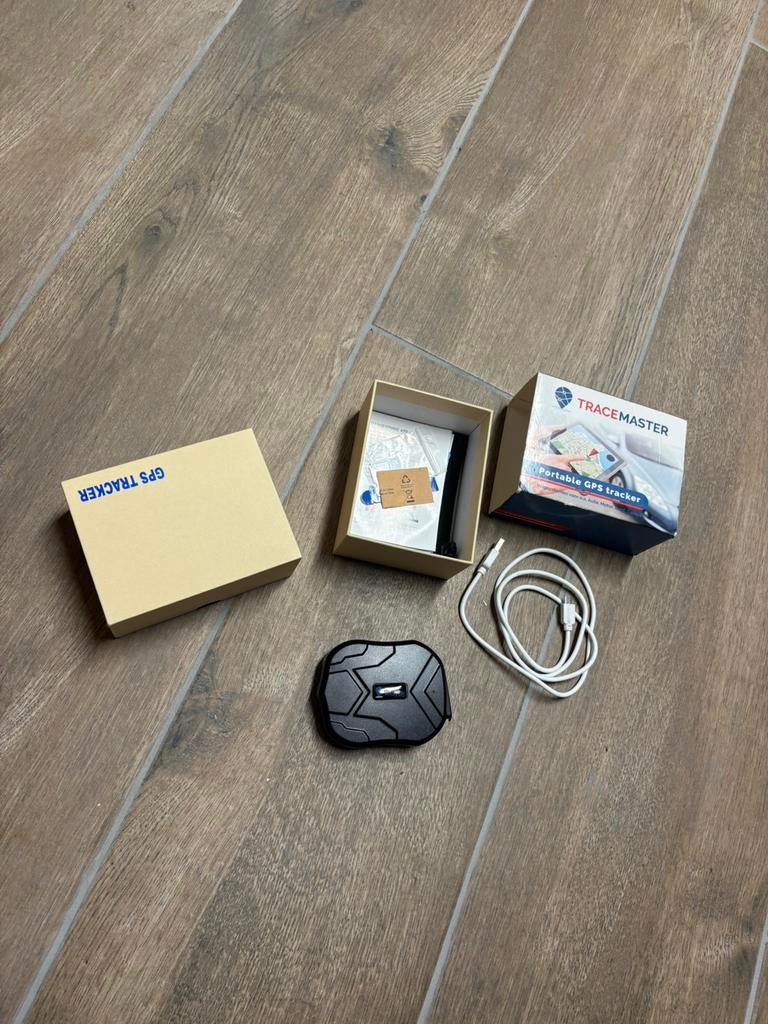 Tracemaster GPS Tracker / Voertuigvolgsysteem – Nieuw, Auto diversen, Anti-diefstal, Ophalen of Verzenden, Zo goed als nieuw