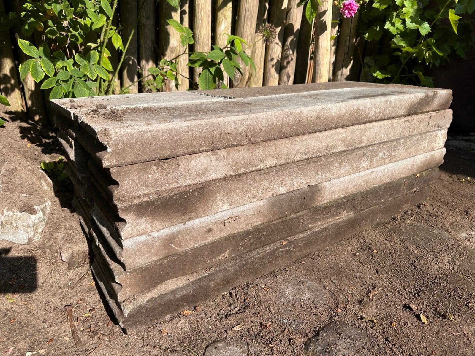 Gratis ophalen: 12x betonbanden 100x20x6cm, Ophalen, Gebruikt, Minder dan 5 m², Beton