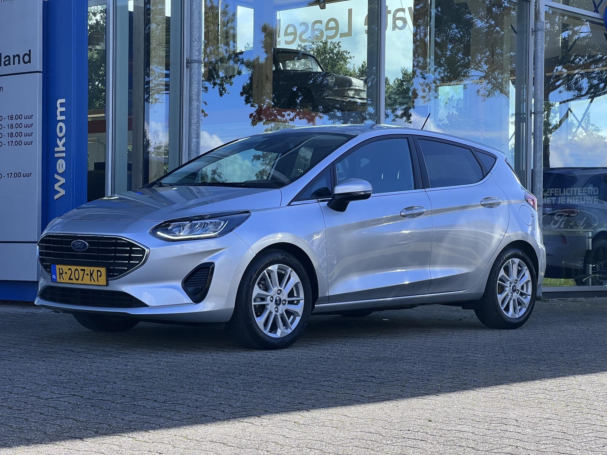 Ford Fiesta 1.0 EcoBoost Hybrid Titanium X Bellen voor bezic, Voorwielaandrijving, Gebruikt, 49 €/maand, Bedrijf