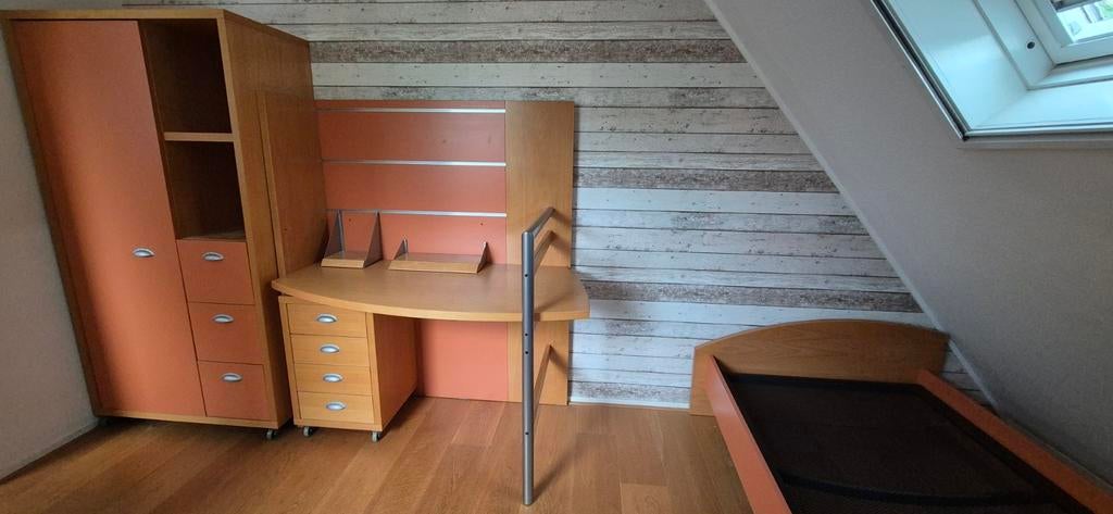 Stevige stoere 4 delige kinder/tienerkamer twv € 1600, Ophalen, Gebruikt, Jongetje of Meisje