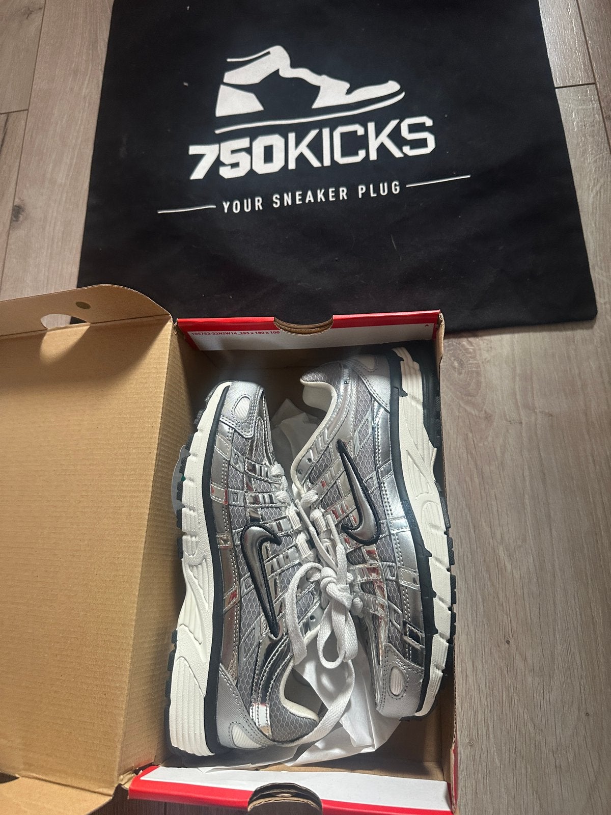 Nike P-6000 'Metallic Silver' Maat EU36 CN0149-001, Overige kleuren, A, Nieuw, Ophalen of Verzenden