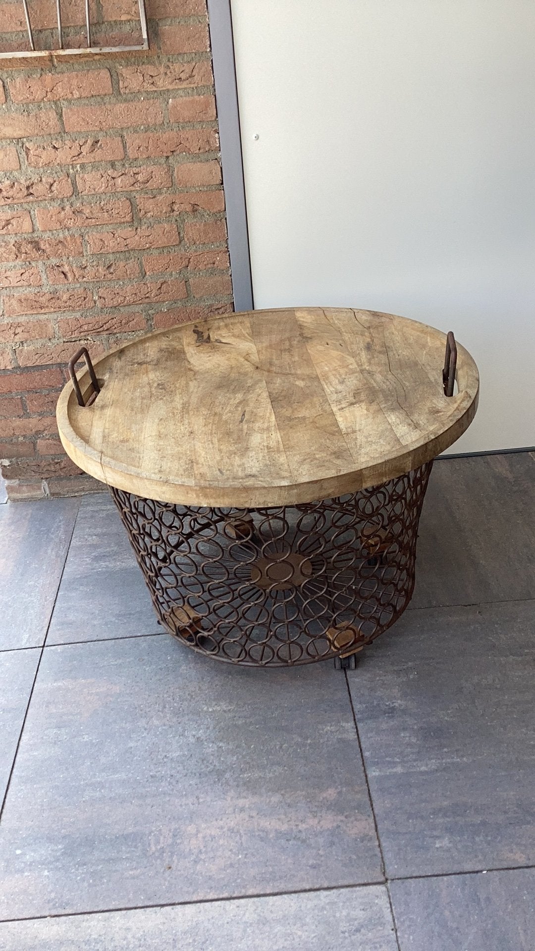 Salon tafel, Gebruikt, Rond, 50 tot 100 cm, 5 – 50