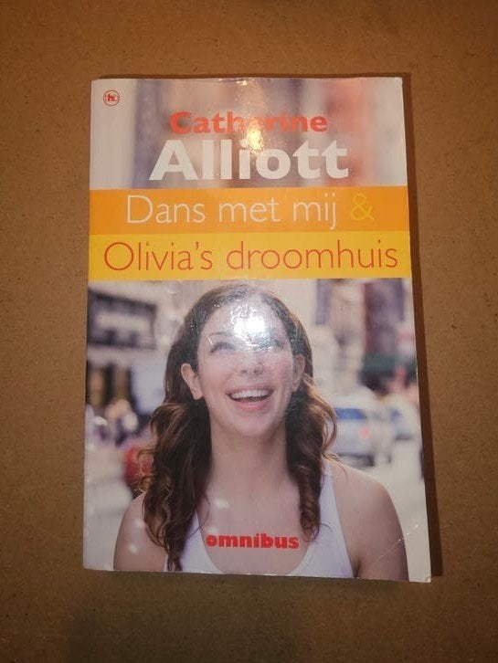 Dans met mij & Olivia's droomhuis - Catherine Allott, Ophalen of Verzenden, Gelezen, Catherine Allott, Nederland