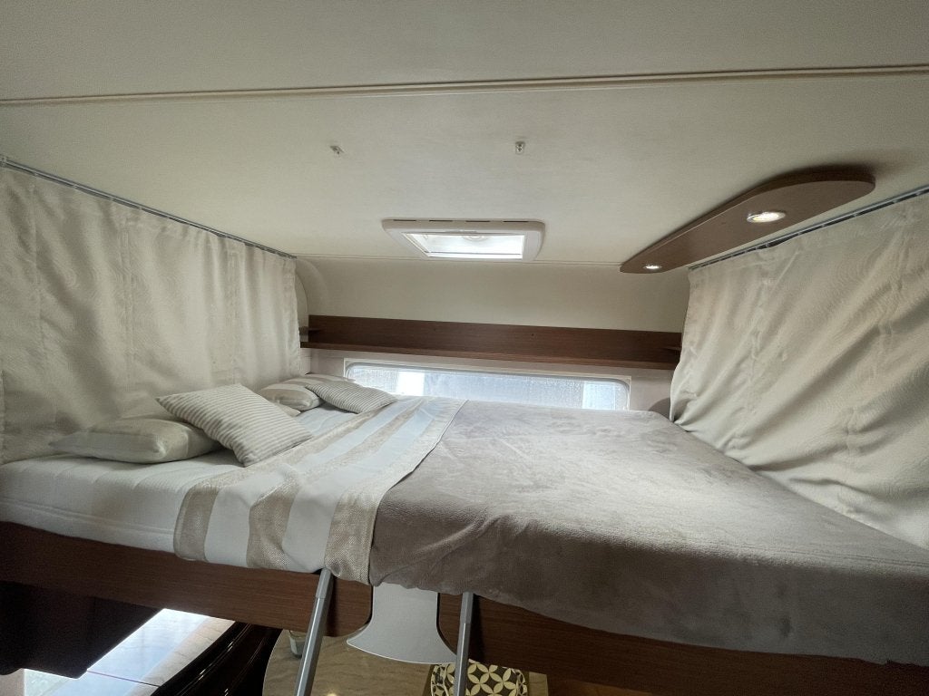 Bürstner Averso 410 TS MOVER HEFBED COMPACT 5.99, Bedrijf, Tot en met 3, Bürstner, 5 tot 6 meter