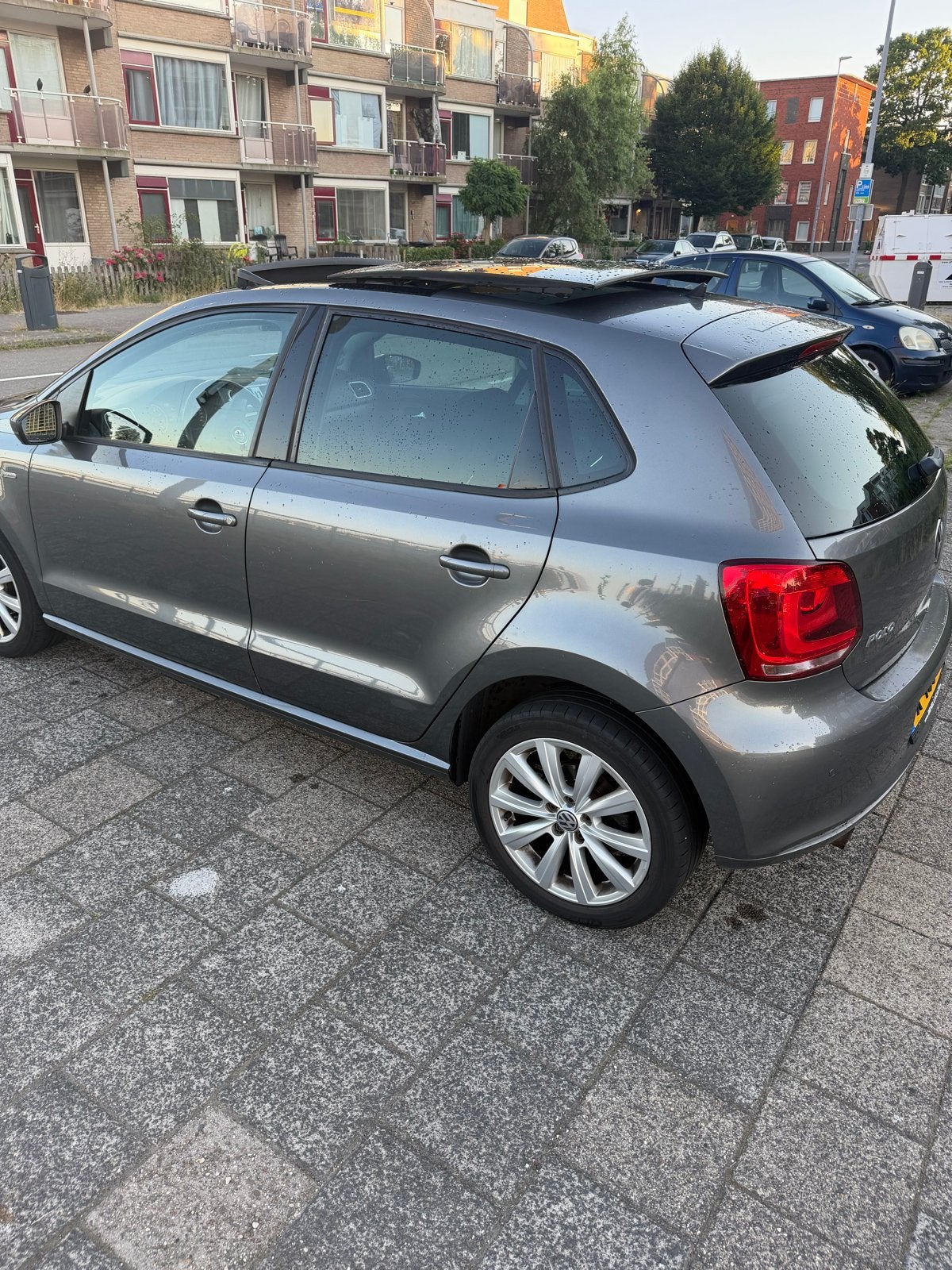 Volkswagen Polo 1.2 TSI 66KW 2013 Grijs, Auto's, Voorwielaandrijving, 40 €/maand, 4 cilinders, Handgeschakeld