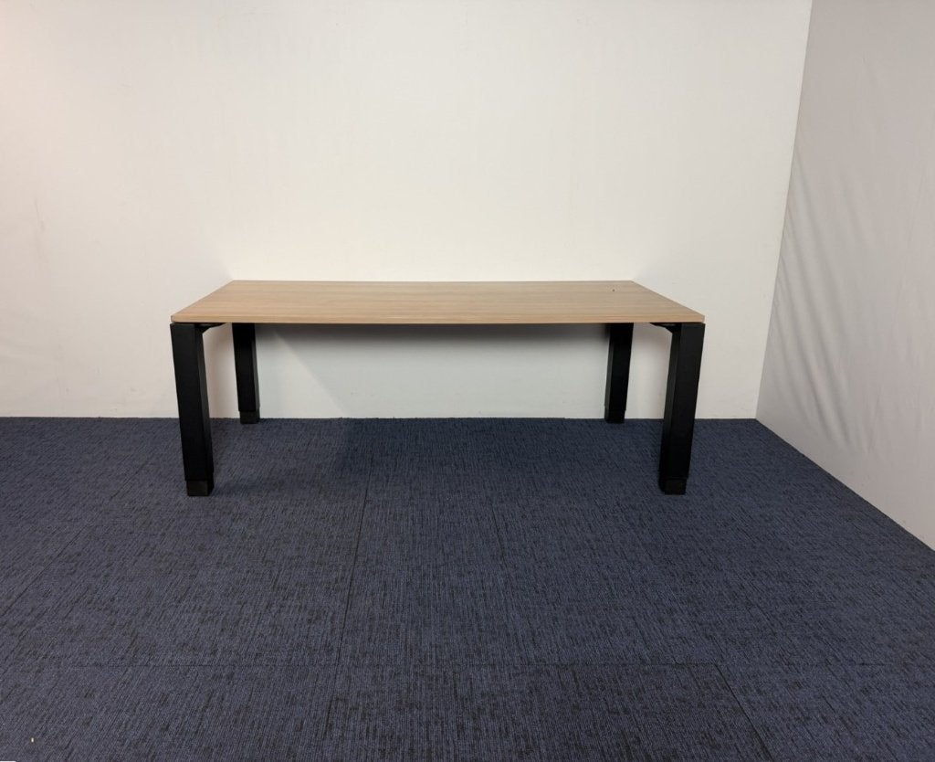 Bureau, Kersen Havanna blad, zwart frame, 200 x 96 cm., Ophalen, Gebruikt, In hoogte verstelbaar, 96 cm